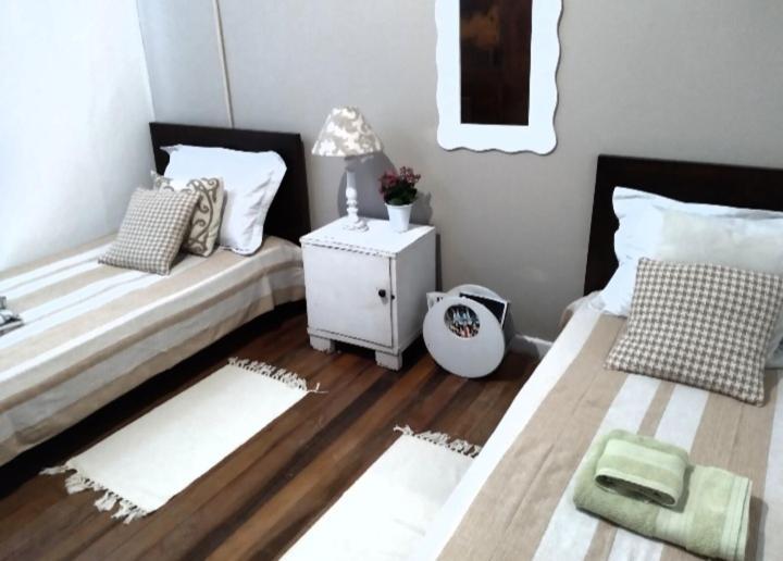 Quarto Em Casa Compartilhada Florianópolis Eksteriør billede